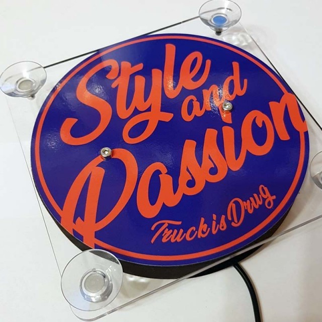 Lightbox Style and Passion 17cm