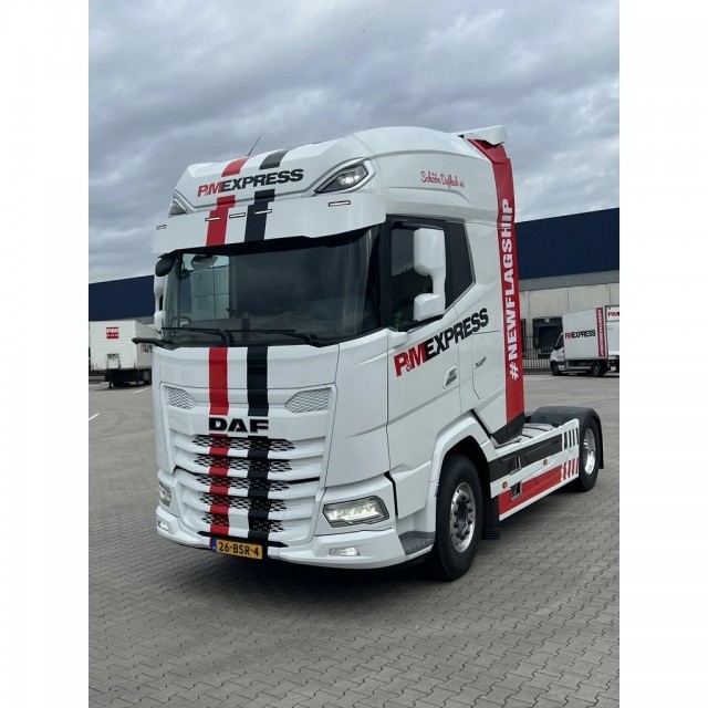 Fox Parts - DAF XG+ sunvisor, 30 cm,...