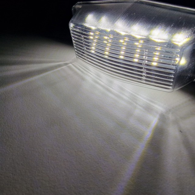 Lampka Double Burner biała LED -...