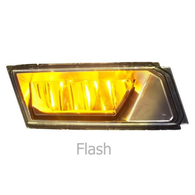 Additional position light for Scania...