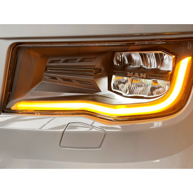 MAN 2020+ DRL LED module - yellow