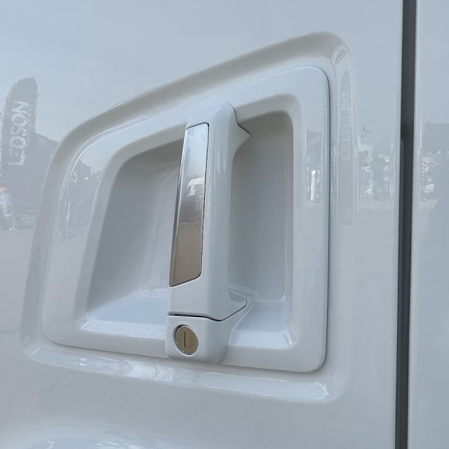 Folie ochronne na wnęki klamek Scania...