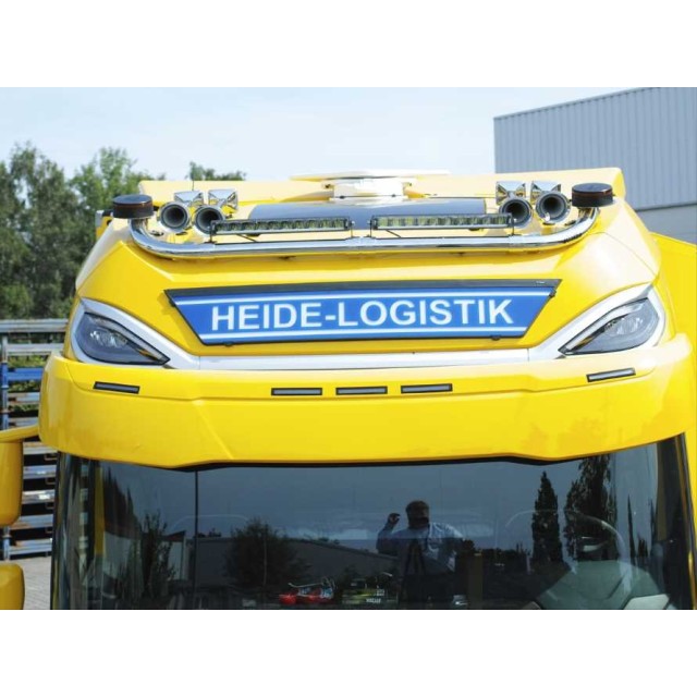 DAF XG+ "Meander" roof lightbar,...
