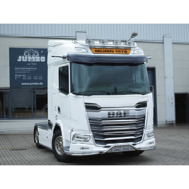 DAF XF Orurowanie dachowe "Trebar...