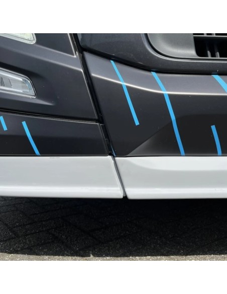 Spoiler pod zderzak Volvo Aero 3-częściowy, bez oświetlenia