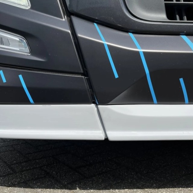 3-piece bumper spoiler Volvo Aero...