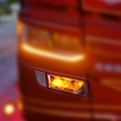 Yellow position light in...