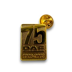 Metal pin DAF 75 Years